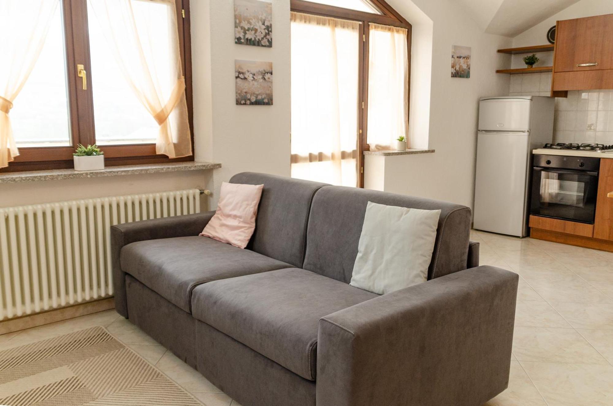 Sarre Skyline Apartment - Relax In Valle D'อาออสตา ภายนอก รูปภาพ