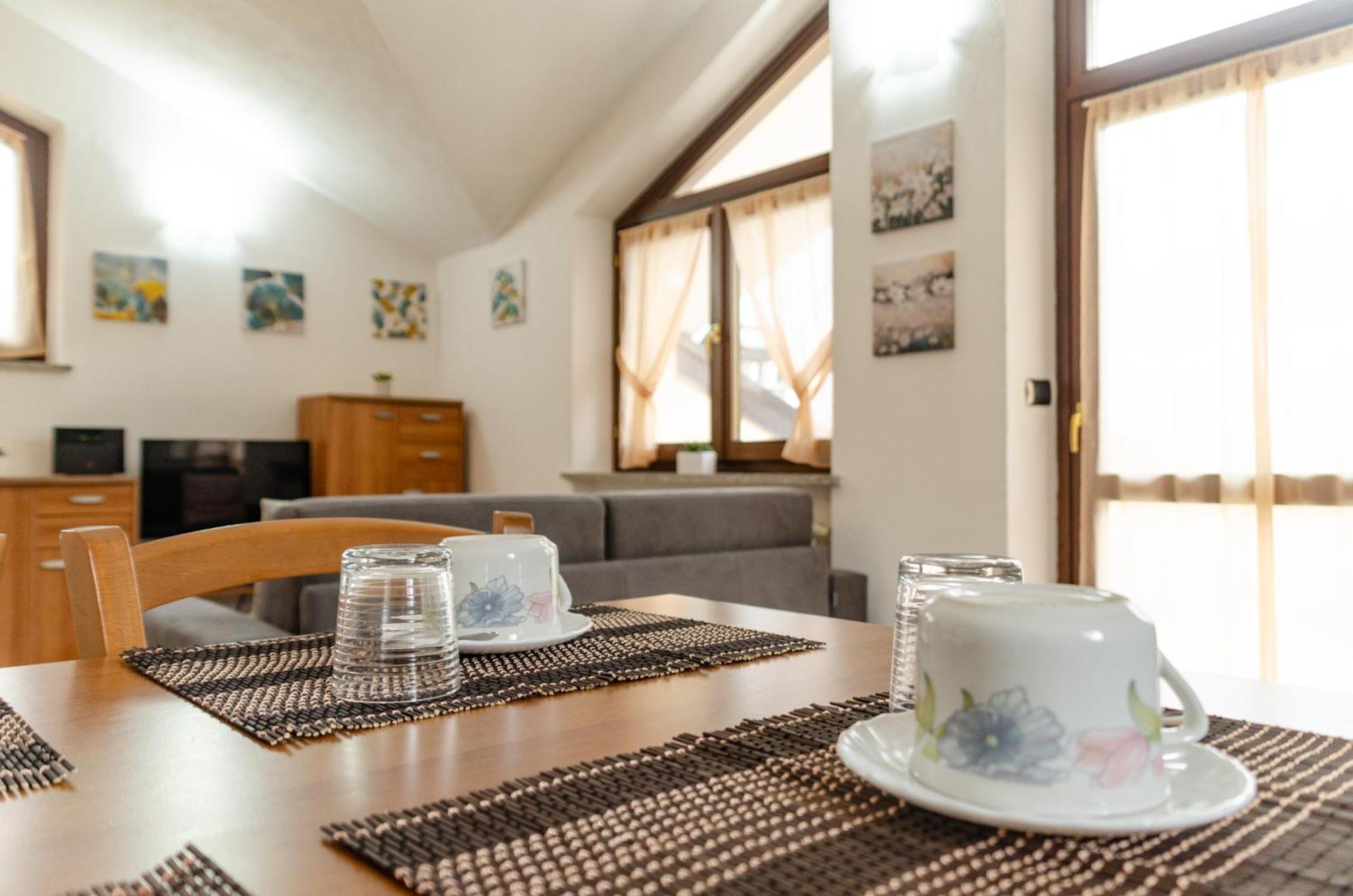 Sarre Skyline Apartment - Relax In Valle D'อาออสตา ภายนอก รูปภาพ