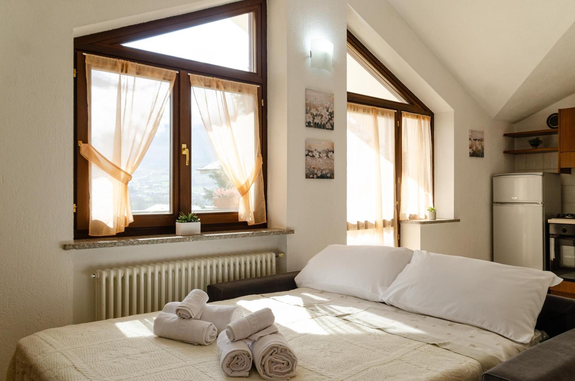 Sarre Skyline Apartment - Relax In Valle D'อาออสตา ภายนอก รูปภาพ